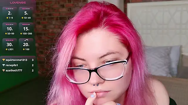 Lisa_Adam's cam snapshot