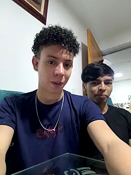 JoseLucian live sex cam