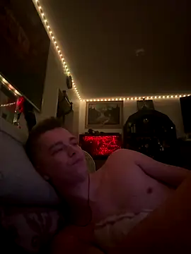 Toyjungee live sex cam