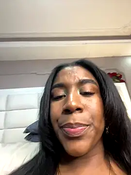 KloheCurvy's cam snapshot