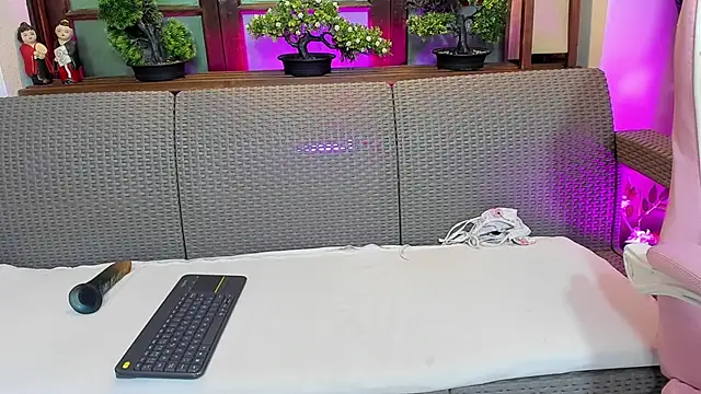 emma_ayala's cam snapshot