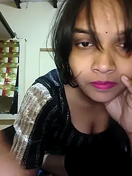 RAYI_Queen_2's cam snapshot