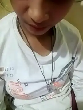 Ragini-Devi's cam snapshot