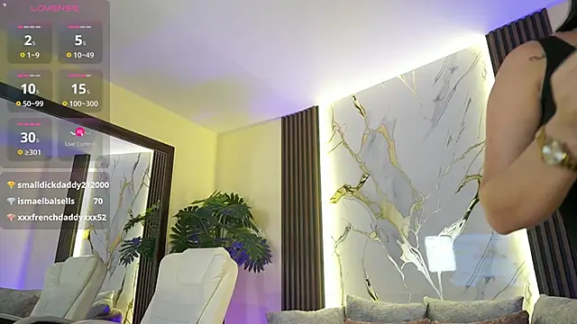 LiaWheeler's cam snapshot