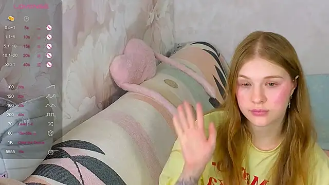 TrissMerigold9's cam snapshot