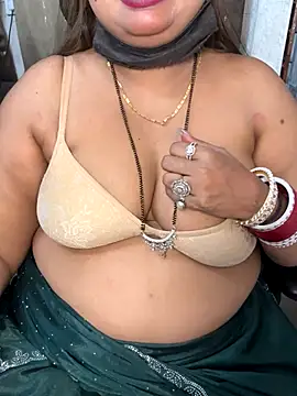 GEET-LOVE's cam snapshot