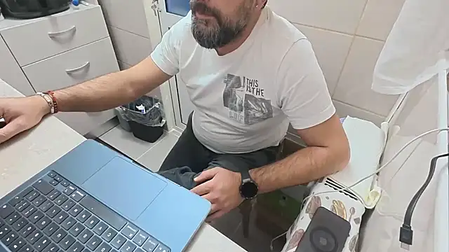 TARKAN1 live sex cam