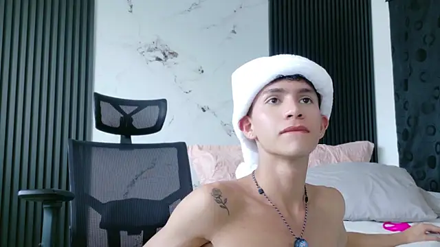 Noah_tyler_ live sex cam