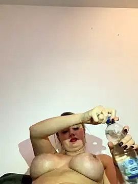 CherryEmmy live sex cam