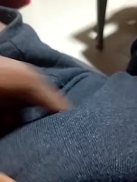 tharu111111 live sex cam