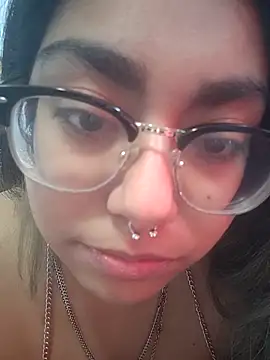 Lovelyrainn's cam snapshot