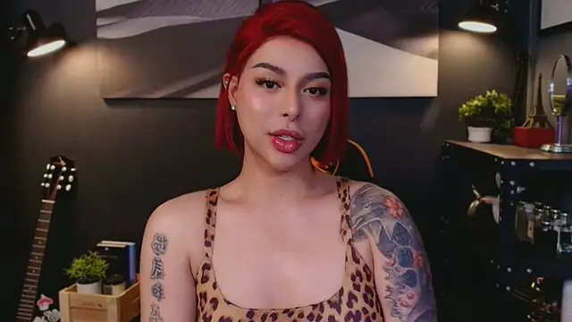 LetisiaRocks live sex cam