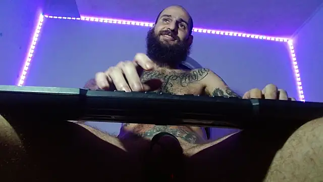 Tatted21xxx's cam snapshot