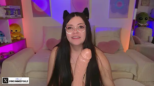 cammiefoalss live sex cam