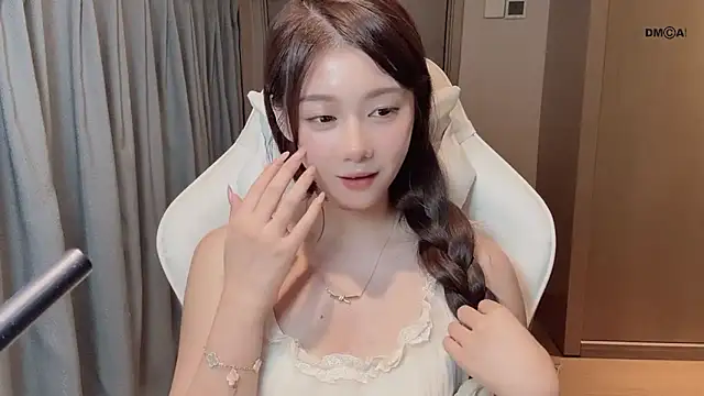 Makinghappymyself_ live sex cam