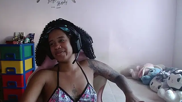 TiffanyRoouse's cam snapshot