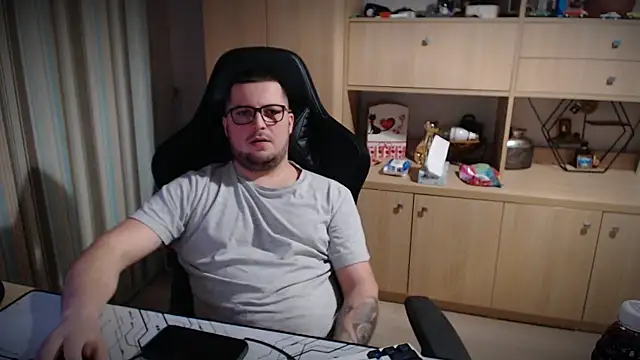 kevinnlovelly's cam snapshot