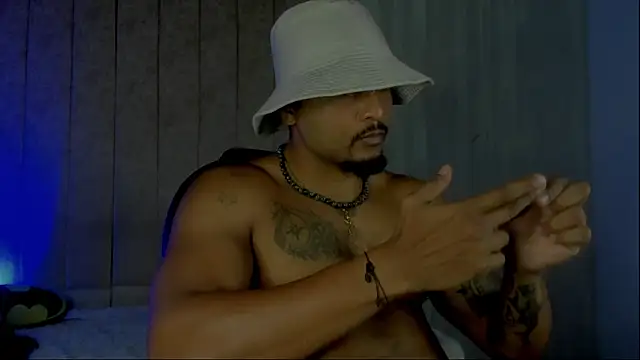 Mateo_Reales's cam snapshot