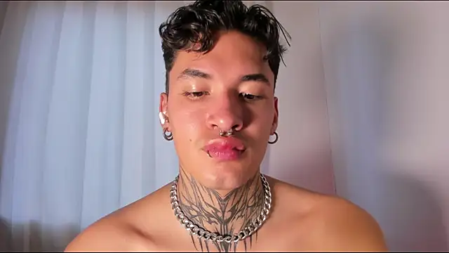 AlecBanne's cam snapshot