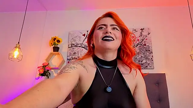 Dulce_charlottee live sex cam