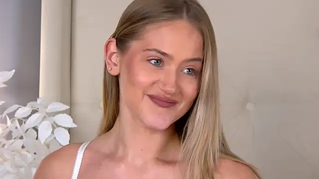 ur_wet_dreams live sex cam