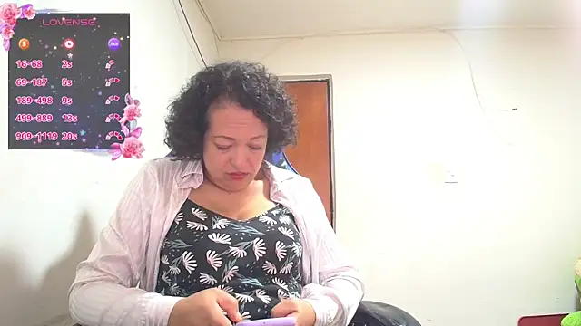 Miss_Oriana's cam snapshot