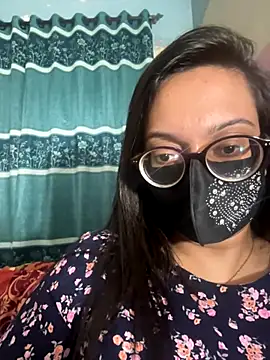 Saguphtah_Chattergy_22's cam snapshot