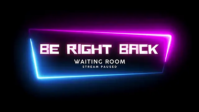 ScarlettAndTom's cam snapshot