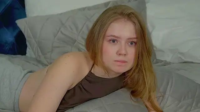 SelinSwarovski's cam snapshot