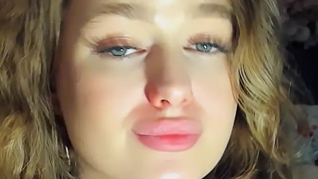 MiracleCurly's cam snapshot