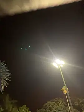 Ninabigtitied's cam snapshot