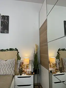 CelineReys's cam snapshot