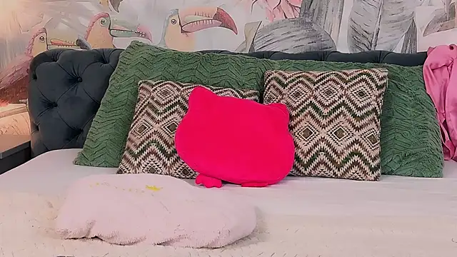 GoldCherry7's cam snapshot