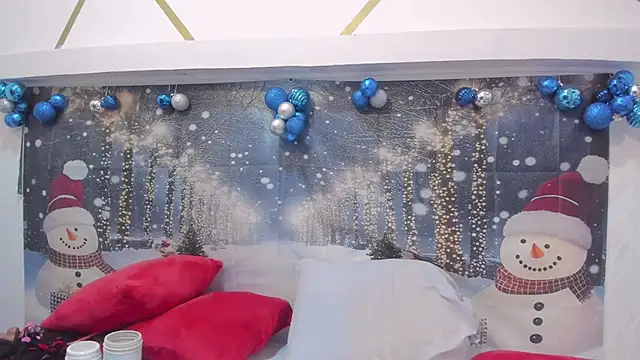 charlotte-11's cam snapshot