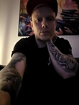 BeYourToy's cam snapshot