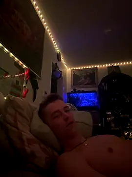 Toyjungee's cam snapshot