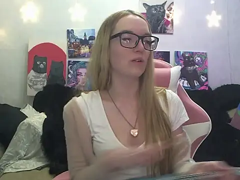 SecretSophia's cam snapshot