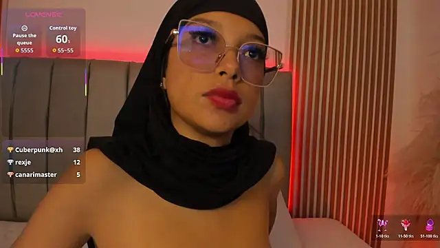 naishaa_'s cam snapshot