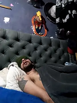 hairy_mannn's cam snapshot