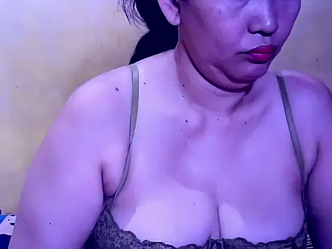 SweetMoonlight's cam snapshot