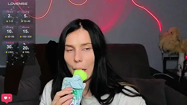 Mell_Hyees's web cam