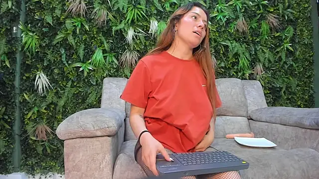 Dennis_08 live sex cam