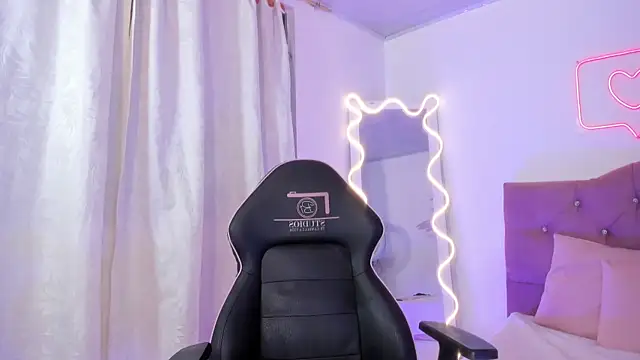 Shinedark_tay1 live sex cam