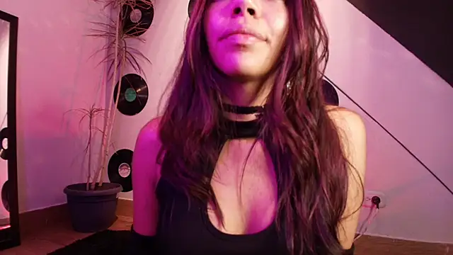 goddess_julieta's cam snapshot