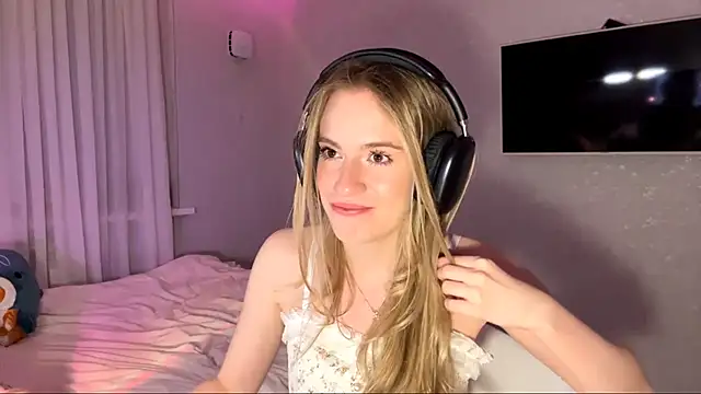 PrincessVikki's cam snapshot