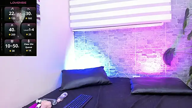 HelenaScott's cam snapshot