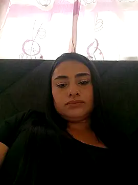 sara_nina's cam snapshot