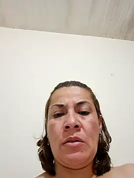 Zaralu_'s cam snapshot