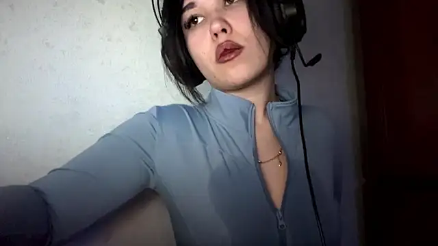 Lolamein's cam snapshot