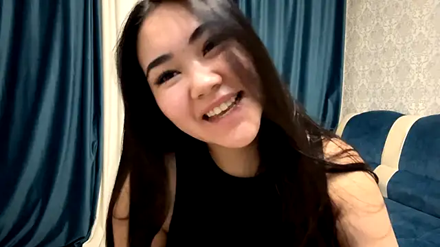 APRYLSUN's cam snapshot